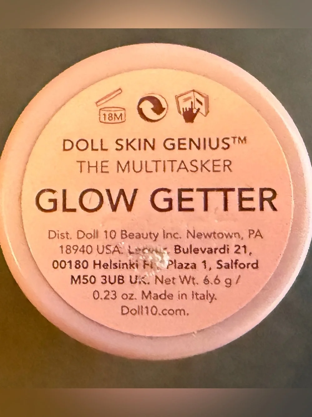 Doll 10 Doll Skin Genius The Multitasker 3-in-1 Cream Color Stick Glow Getter